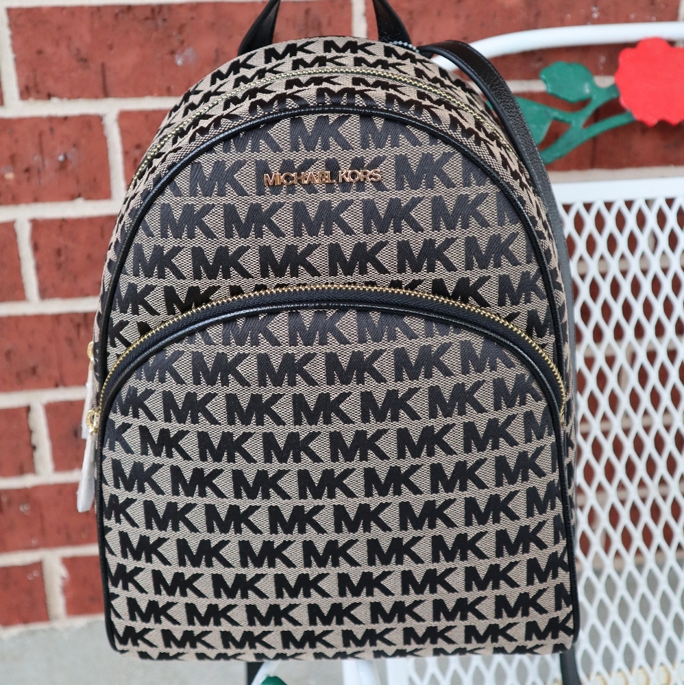 Michael Kors Abbey Signatures Backpack